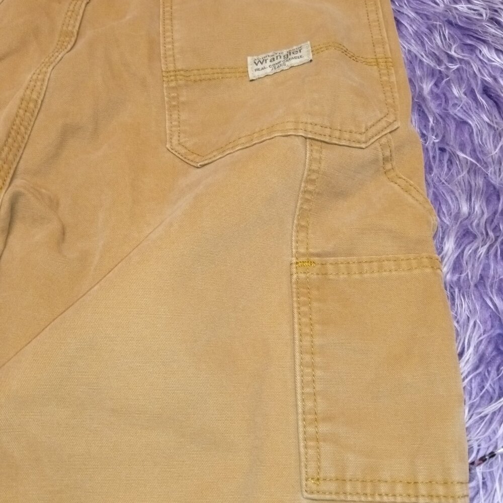 2 pair of men's shorts (wranglers) - Picture 8 of 13
